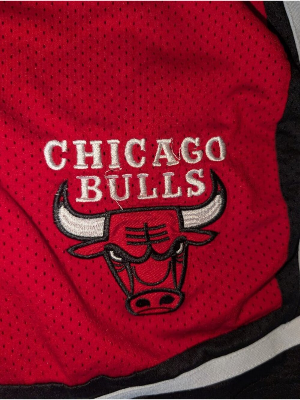 UltraGame Pants L Red Shorts Basketball Athletic Chicago Bulls Striped - Picture 6 of 9